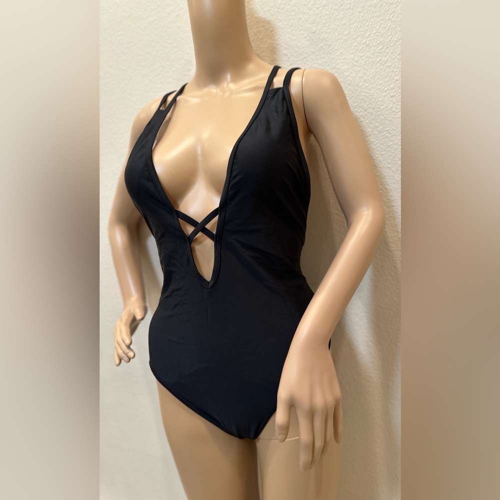 NEW UNUSED Black deep plunging one pc strappy swimsuit full coverage nwt lg 7/8